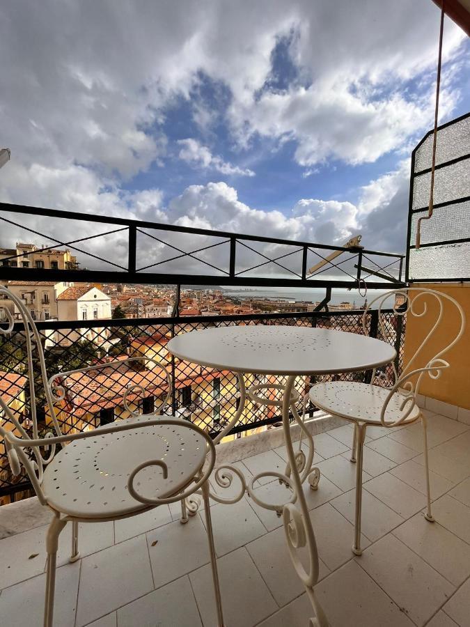 Rainbow In Salerno Apartment Luaran gambar